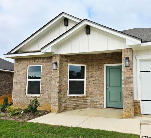 1106 Park Meadows Dr, Whitehouse, TX, 75791 | Card Image