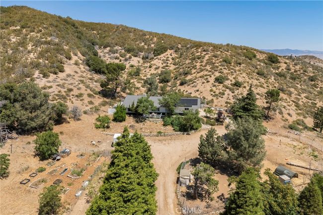 26865 Elizabeth Lake Rd, House other with 2 bedrooms, 2 bathrooms and 2 parking in Lake Hughes CA | Image 65