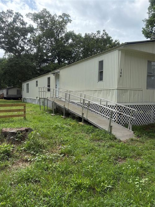 144 Lees Village Rd, Livingston, TX, 77351-6070 | Card Image