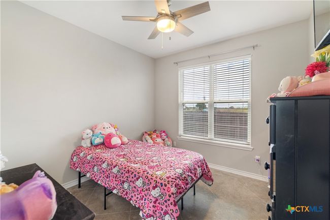 211 Amberglow Ct, House other with 3 bedrooms, 2 bathrooms and null parking in Victoria TX | Image 20