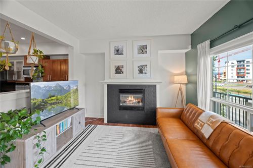 203-785 Station Ave, Langford, BC, V9B0E6 | Card Image