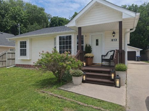 613 Sw 61st St, Des Moines, IA, 50312-1605 | Card Image