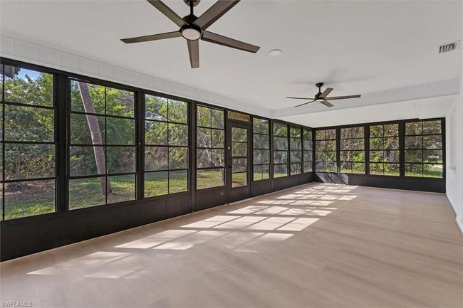 4290 Yucatan Cir, House other with 3 bedrooms, 2 bathrooms and 2 parking in PORT CHARLOTTE FL | Image 23