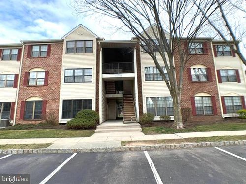 34 Feiler Ct, LAWRENCEVILLE, NJ, 08648-2619 | Card Image