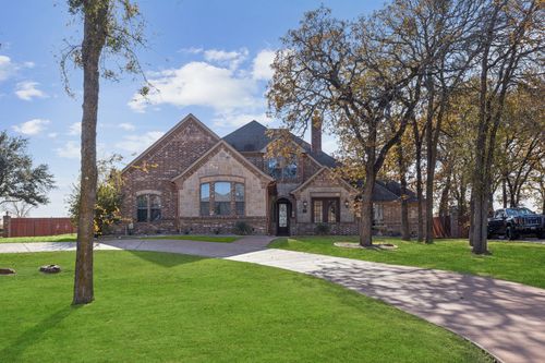 5829 Lakeside Dr, Fort Worth, TX, 76179-6616 | Card Image