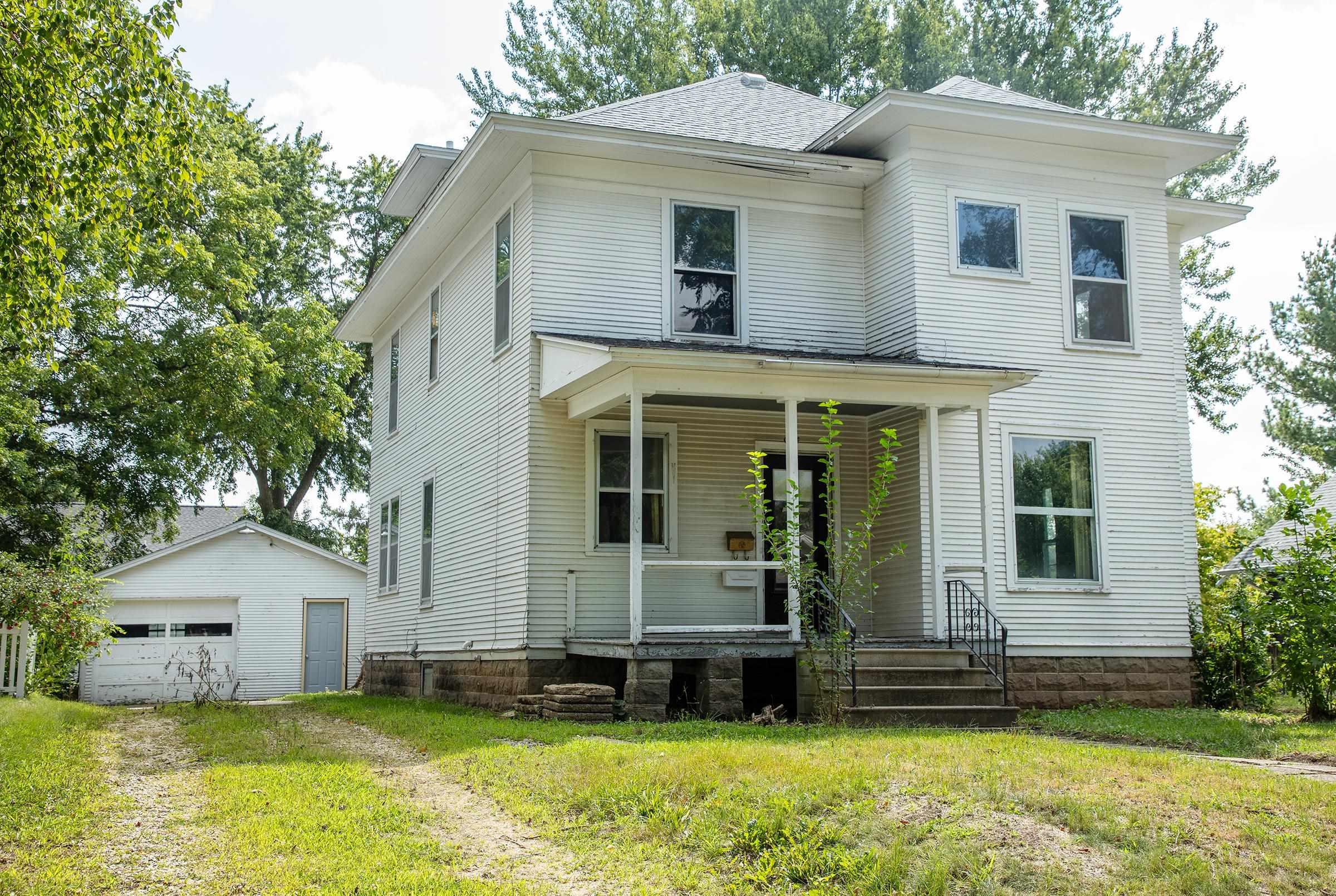 Franklin St, Cedar Falls, IA 50613