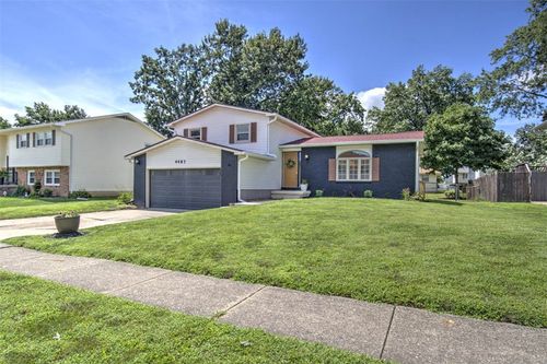 4487 Hale Dr, Decatur, IL, 62526-1113 | Card Image