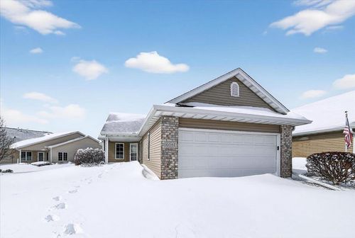 608 Springbrook Cir, Deforest, WI, 53532-1091 | Card Image
