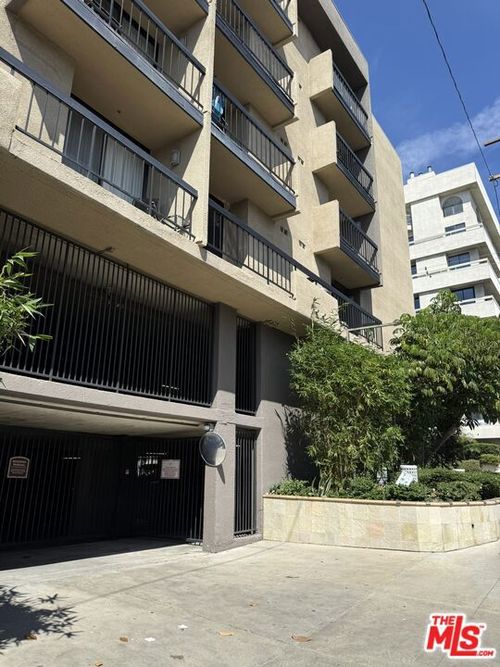 106-7320 Hawthorn Ave, LOS ANGELES, CA, 90028-6107 | Card Image