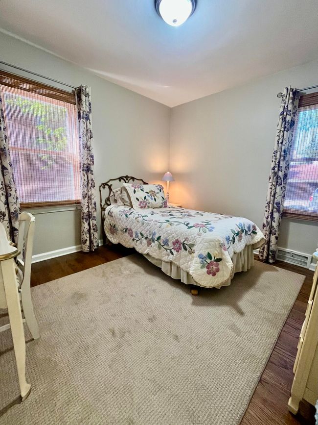 2nd bedroom | Image 19