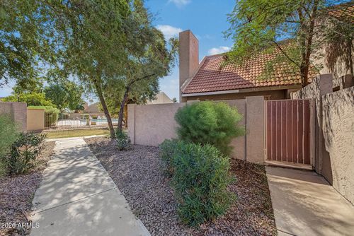 7431 N 43rd Ln, Glendale, AZ, 85301-2262 | Card Image
