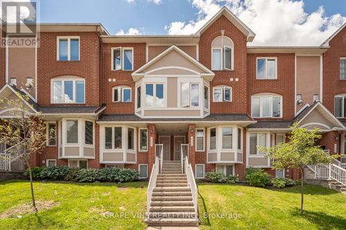 14-280 Bay Street, Ottawa, ON, K1R5Z6 | Card Image