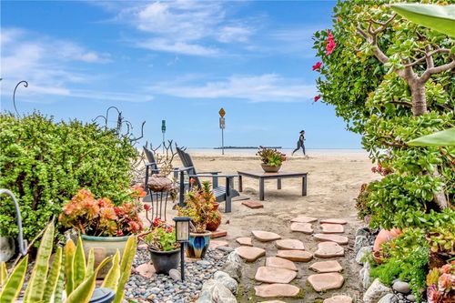 12-1200 E Ocean Blvd, Long Beach, CA, 90802-5825 | Card Image