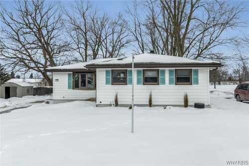 1530 Center Rd, West Seneca, NY, 14224-3286 | Card Image