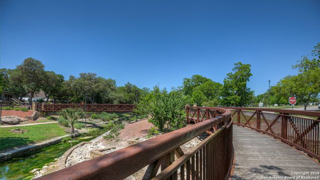 1009 Seedling Ln, House other with 3 bedrooms, 2 bathrooms and null parking in Seguin TX | Image 11