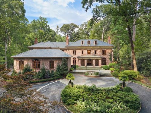 35 Valley Rd Nw, Atlanta, GA, 30305-1115 | Card Image