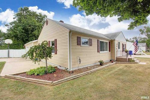 415 Elm St, Butler, IN, 46721-1017 | Card Image