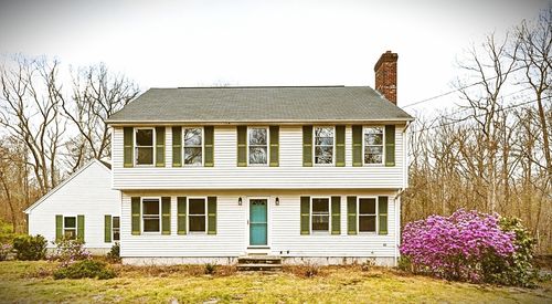 165 East St, Uxbridge, MA, 01569-1943 | Card Image