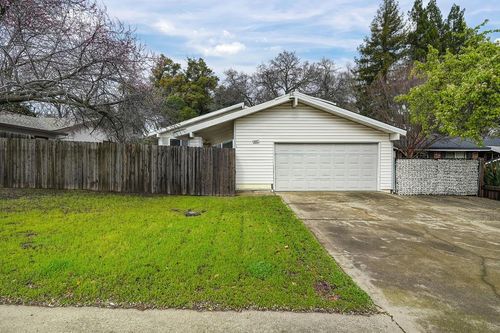 8457 N Star Way, Orangevale, CA, 95662-3808 | Card Image