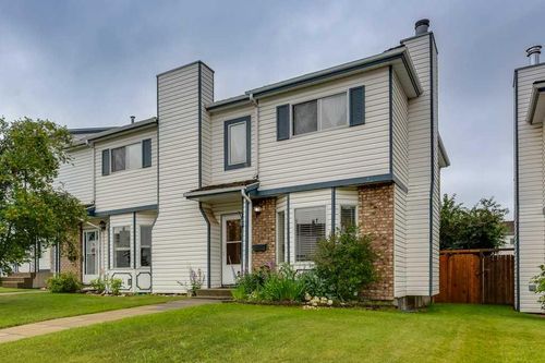 37 Ellenwood Drive, Red Deer, AB, T4R2E1 | Card Image