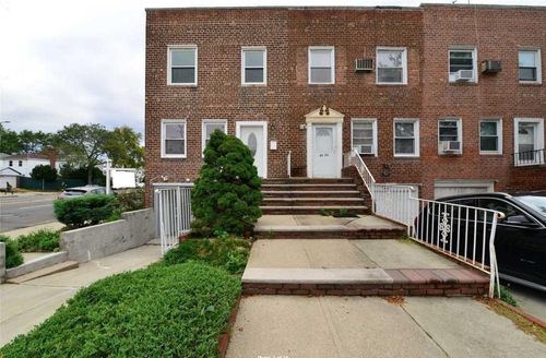 80 249th St, Bellerose, NY, 11426 | Card Image