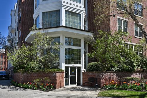 324-248 Albion St, Wakefield, MA, 01880-3184 | Card Image