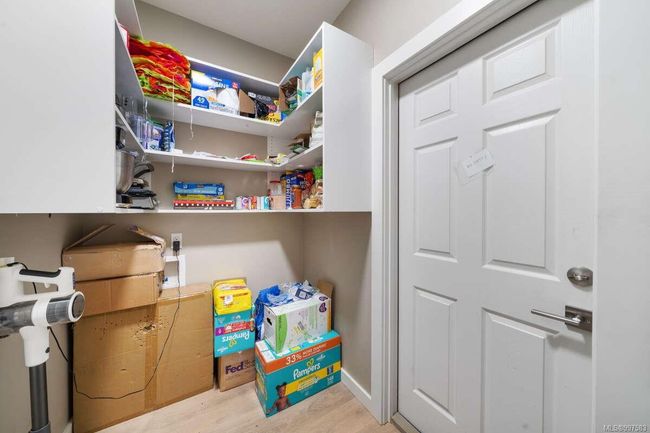609 Amble Pl, House other with 4 bedrooms, 4 bathrooms and 3 parking in Langford BC | Image 25