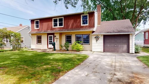904 Clausen Avenue, Albert Lea, MN, 56007 | Card Image