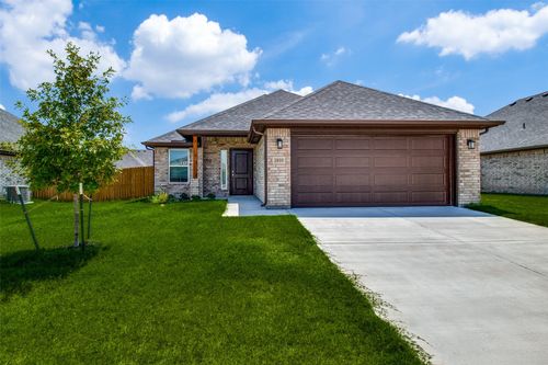 2810 Clover Dr, Sherman, TX, 75092-3200 | Card Image