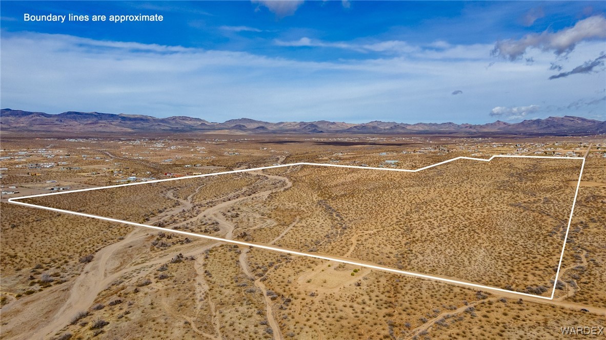 Land in Golden Valley 3
