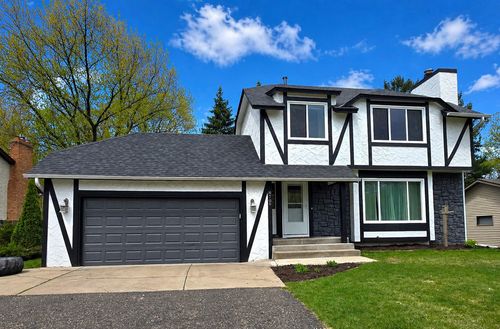 8709 64th Ave N, Brooklyn Park, MN, 55428-1817 | Card Image