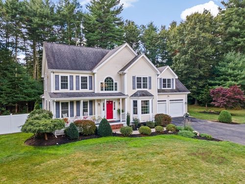 90 Mello Dr, Taunton, MA, 02780-7631 | Card Image