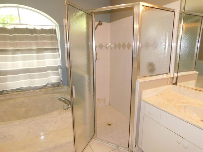 17609 72 Nd Rd N, House other with 3 bedrooms, 2 bathrooms and null parking in Loxahatchee FL | Image 14