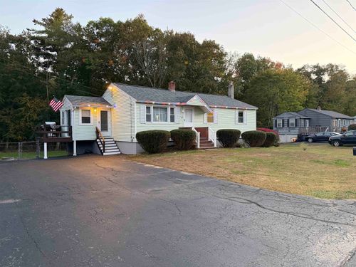 11 Royal Circle, Salem, NH, 03079-2643 | Card Image