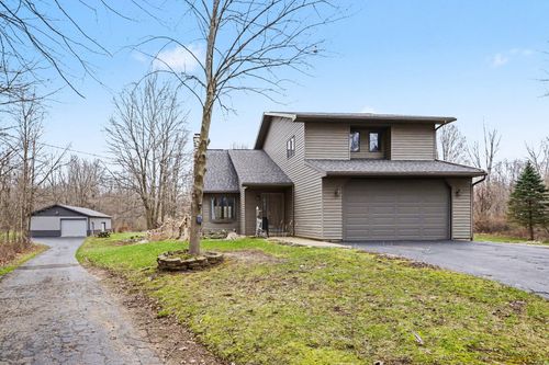 4901 S Dr S, Athens, MI, 49011-9790 | Card Image