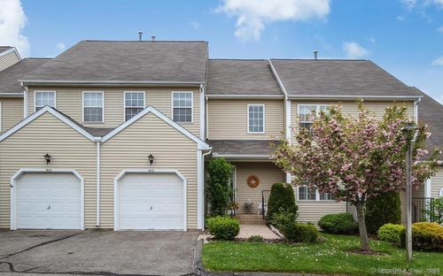 902-902 Gray Fox Ln, Rocky Hill, CT, 06067-3918 | Card Image