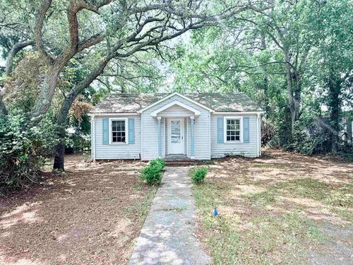 515 30th Ave N, Myrtle Beach, SC, 29577-2901 | Card Image