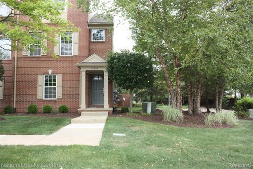 27864 Declaration Rd, Novi, MI, 48377-2556 | Card Image