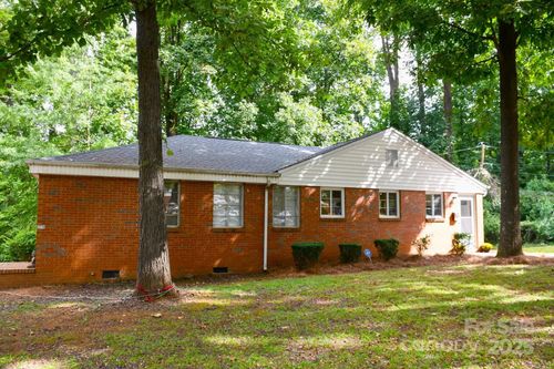 3210 Marlborough Rd, Charlotte, NC, 28208-3833 | Card Image