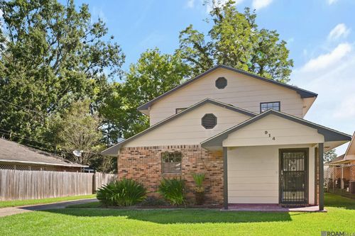 914 Johnson St, Port Allen, LA, 70767-2065 | Card Image