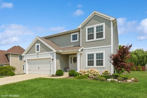 4548 Lauren Ln, Saint Joseph, MI, 49085-8651 | Card Image