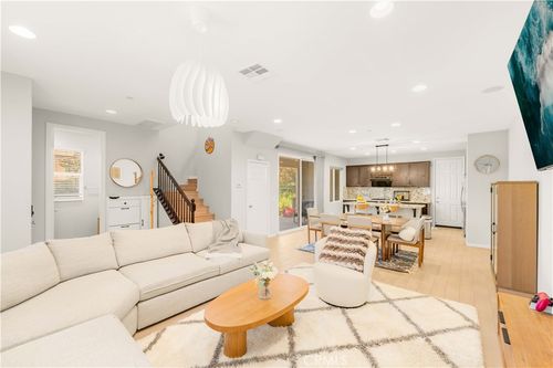 7169 Logsdon Dr, Corona, CA, 92880 | Card Image