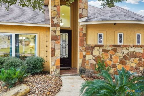 2622 Fairwood Dr, New Braunfels, TX, 78132-3641 | Card Image