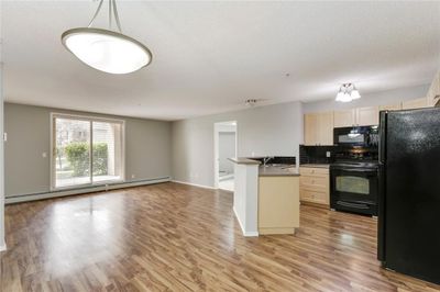 129 - 428 Chaparral Ravine View Se, Condo with 2 bedrooms, 2 bathrooms and 1 parking in Calgary AB | Image 2