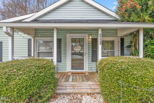 1045 S Third St, Mebane, NC, 27302-8182 | Card Image