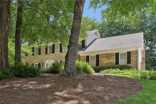 5271 Wyntercreek Way, Dunwoody, GA, 30338 | Card Image