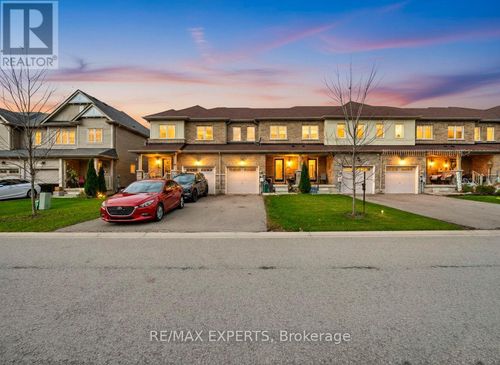 7790 White Pine Crescent, Niagara Falls (Brown), ON, L2K0K5 | Card Image