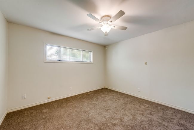 211 Martha Mnr, House other with 3 bedrooms, 2 bathrooms and null parking in Richardson TX | Image 16