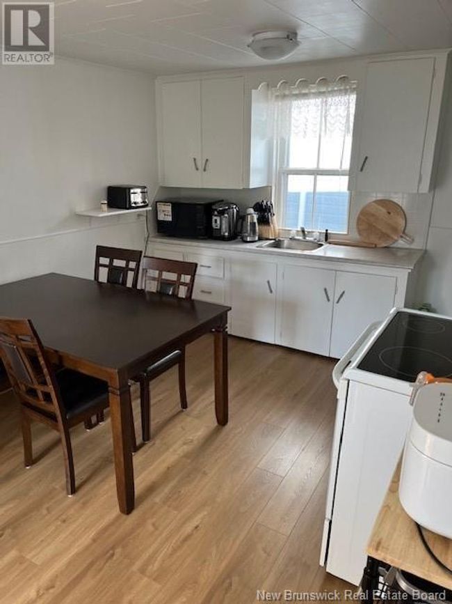 498 Victoria St, House other with 3 bedrooms, 1 bathrooms and null parking in Dalhousie NB | Image 5