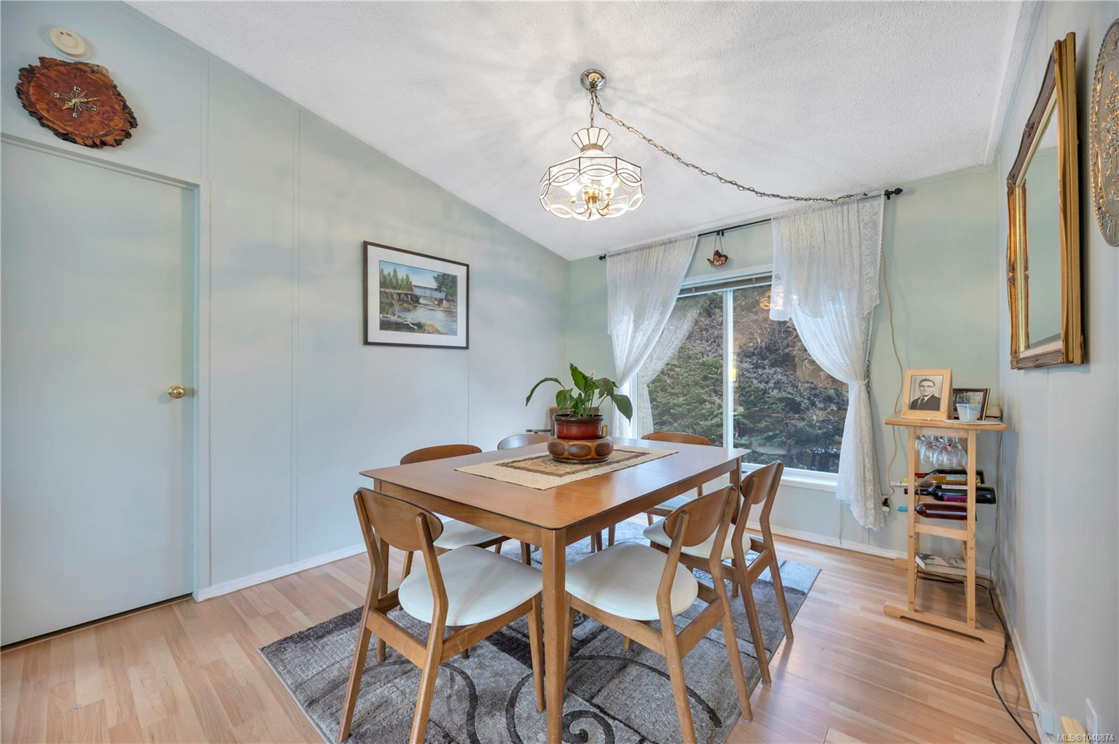 Residential in Cobble Hill 5